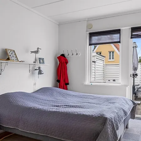 Maureen - 150m From The Sea By Interhome *